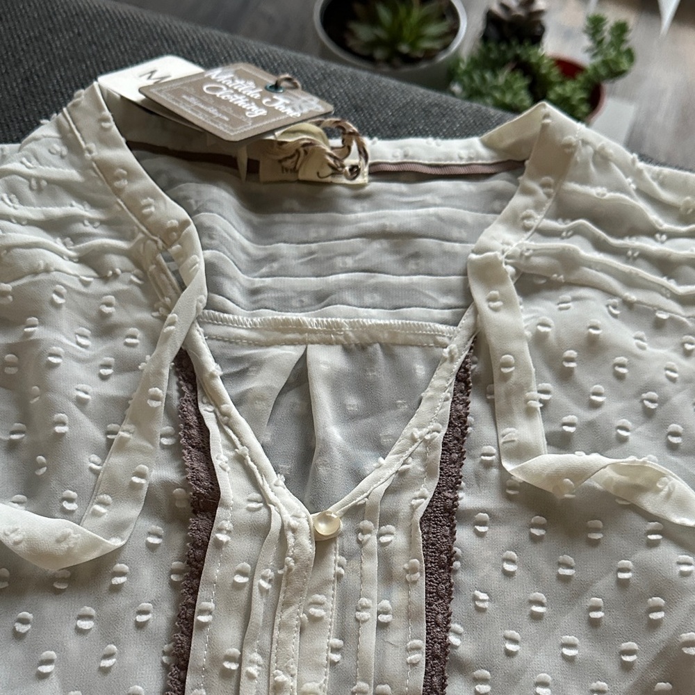 NWT Matilda Jane Cream Button-Up Blouse - Picture 6 of 9